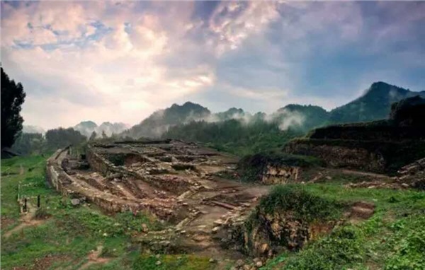 世界遺產(chǎn)老司城、不二門(mén)、猛洞河漂流2日游