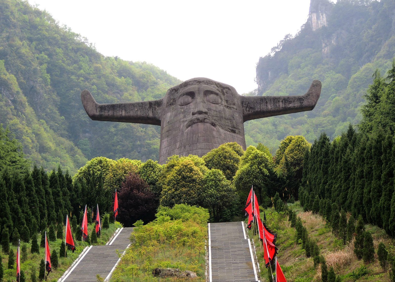 【探秘神農(nóng)架】、龍泉古鎮(zhèn)、汽車三日純玩游