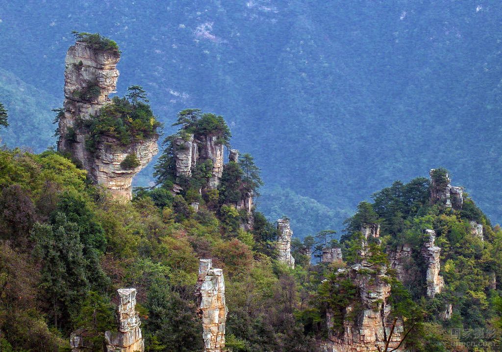 E1線：玻璃橋、袁家界、天子山、金鞭溪、天門山、夯吾苗寨、鳳凰古城湘西“精華之旅”品質(zhì)純玩4晚5日游